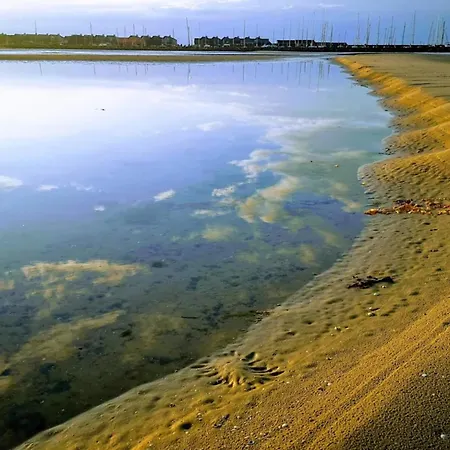 Holiday home 6 Person In *